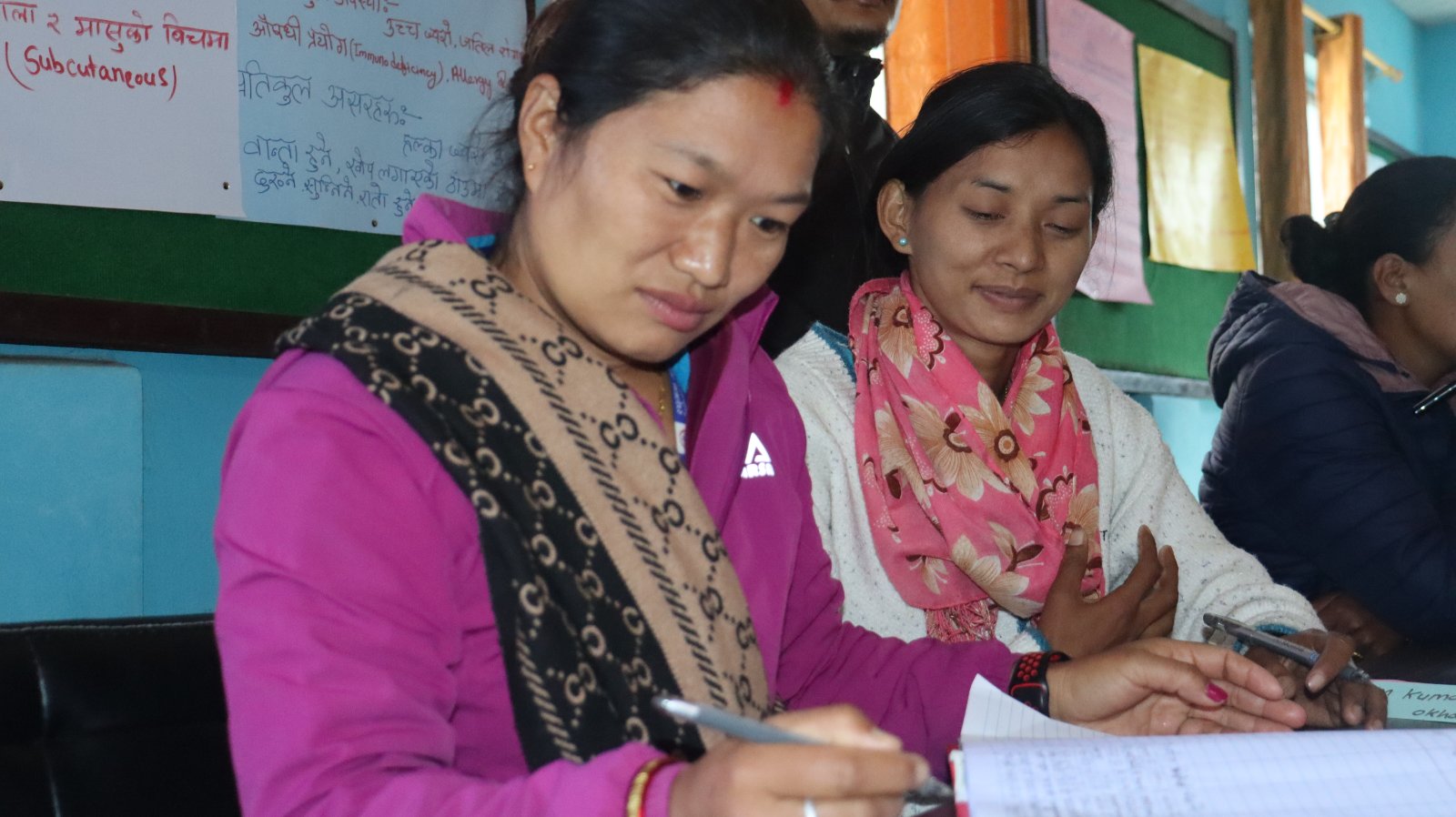 स्वास्थ्यकर्मीहरुको लागि खोप तथा सरसफाई प्रबर्द्धन सम्बन्धि २ दिने पुनर्ताजगी तालिम (दोश्रो ब्याच)