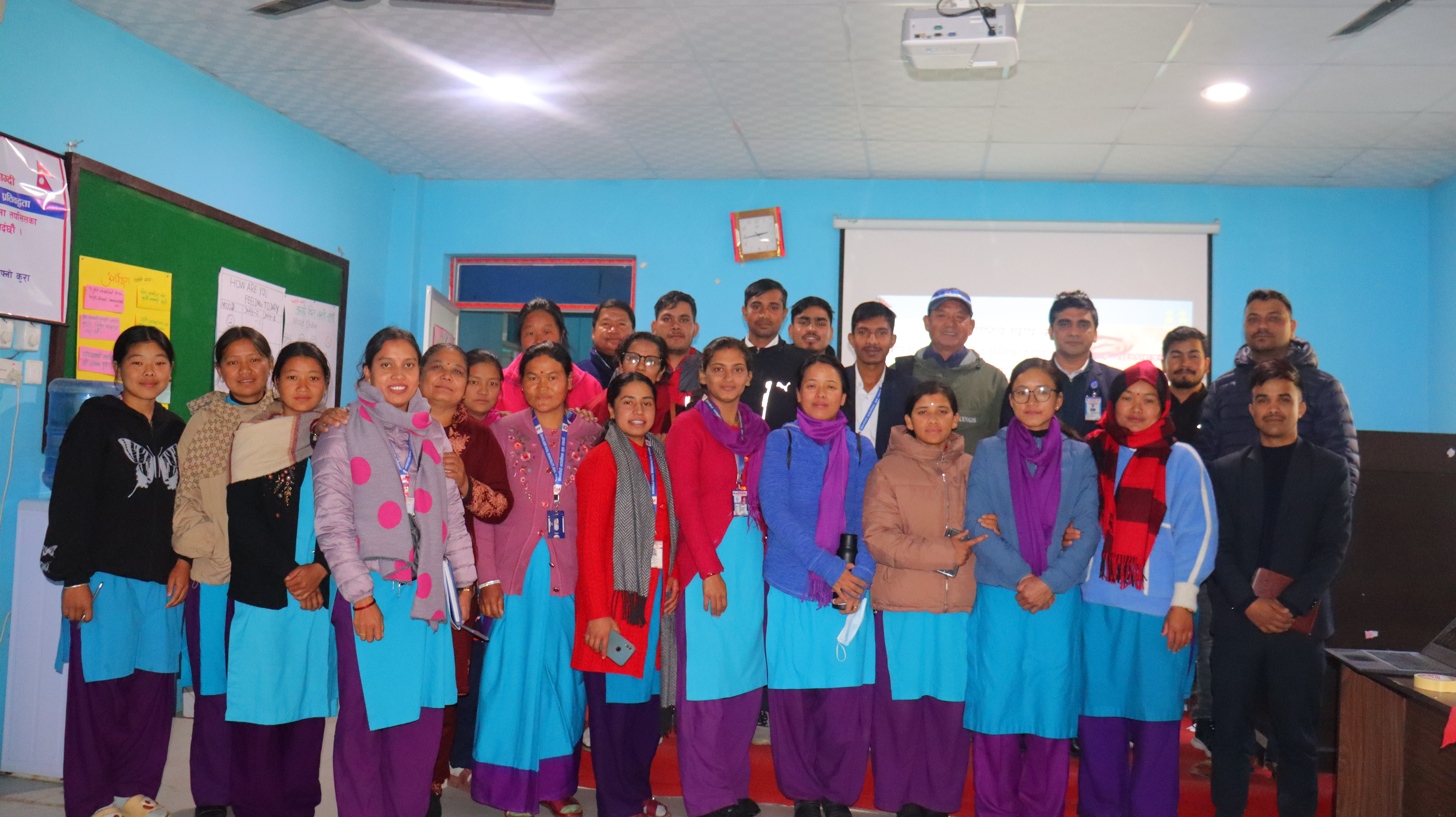 स्वास्थ्यकर्मीहरुको लागि खोप तथा सरसफाई प्रबर्द्धन सम्बन्धि २ दिने पुनर्ताजगी तालिम (चौथो ब्याच)